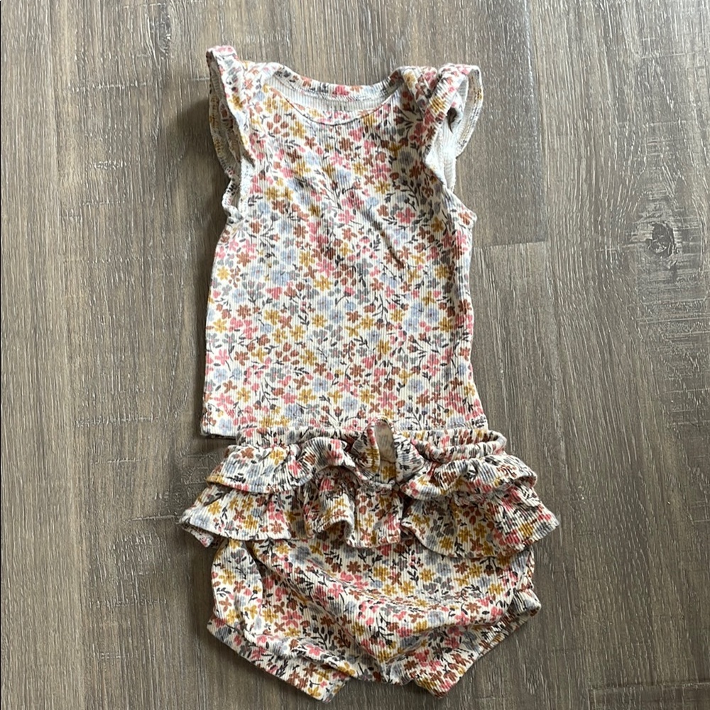 Little Planet by Carters Floral Outfit